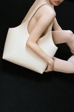 Load image into Gallery viewer, Aesther Ekme Cabas Bag - Cream