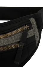 Load image into Gallery viewer, FRAUENSCHUH Beltbag
