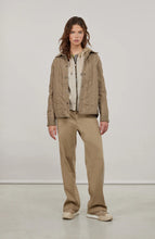 Load image into Gallery viewer, FRAUENSCHUH Len 2.0 Linen Shirt Jacket in Savannah