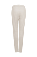 Load image into Gallery viewer, FRAUENSCHUH Clio pant Power Stretch Wool, Sandstone