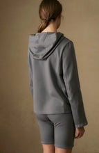 Load image into Gallery viewer, FRAUENSCHUH Isa Bermuda Short ILC, Cement