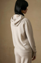 Load image into Gallery viewer, FRAUENSCHUH Solea Cashmere Hoodie WS, Beige