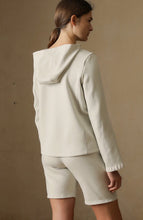 Load image into Gallery viewer, FRAUENSCHUH Veronica Hoodie IF, Sandstone