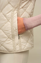 Load image into Gallery viewer, FRAUENSCHUH Nora Quilted Vest, Sandstone