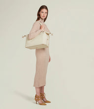 Load image into Gallery viewer, Métier Vérité All Day - Smooth Calfskin White Sand