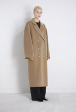 Load image into Gallery viewer, LouLou Studio Borneo Coat