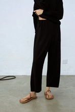 Load image into Gallery viewer, CORDERA Silk Knit Pants - Black