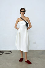 Load image into Gallery viewer, CORDERA Strapless Dress, White