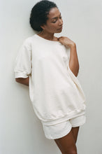 Load image into Gallery viewer, Wol Hide Big Summer Sweatshirt : Natural