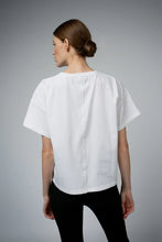 Load image into Gallery viewer, Santicler Bevin Tee, White