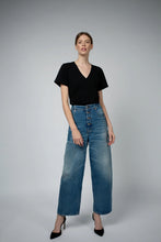 Load image into Gallery viewer, Santicler Magda V-Neck Tee, Black