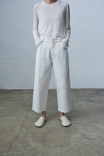 Load image into Gallery viewer, CORDERA Straight Pants - Off White
