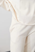 Load image into Gallery viewer, Wol Hide Mockneck Sweatshirt - Natural