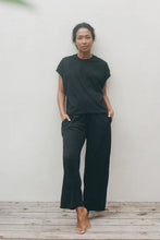 Load image into Gallery viewer, Wol Hide Easy Pant : Black