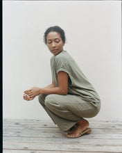 Load image into Gallery viewer, Wol Hide Easy Pant : Fir