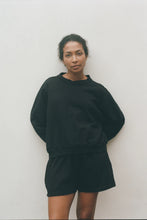 Load image into Gallery viewer, Wol Hide Easy Summer Sweatshirt : Black