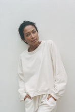 Load image into Gallery viewer, Wol Hide Easy Summer Sweatshirt : Natural