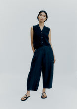 Load image into Gallery viewer, CORDERA Cotton Waistcoat - Black