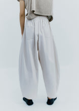 Load image into Gallery viewer, CORDERA Linen Curved Pants - Natural