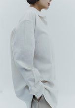 Load image into Gallery viewer, CORDERA Relaxed Shirt - Beige Pinstripe