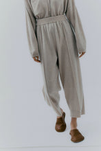 Load image into Gallery viewer, CORDERA Cashmere Pants