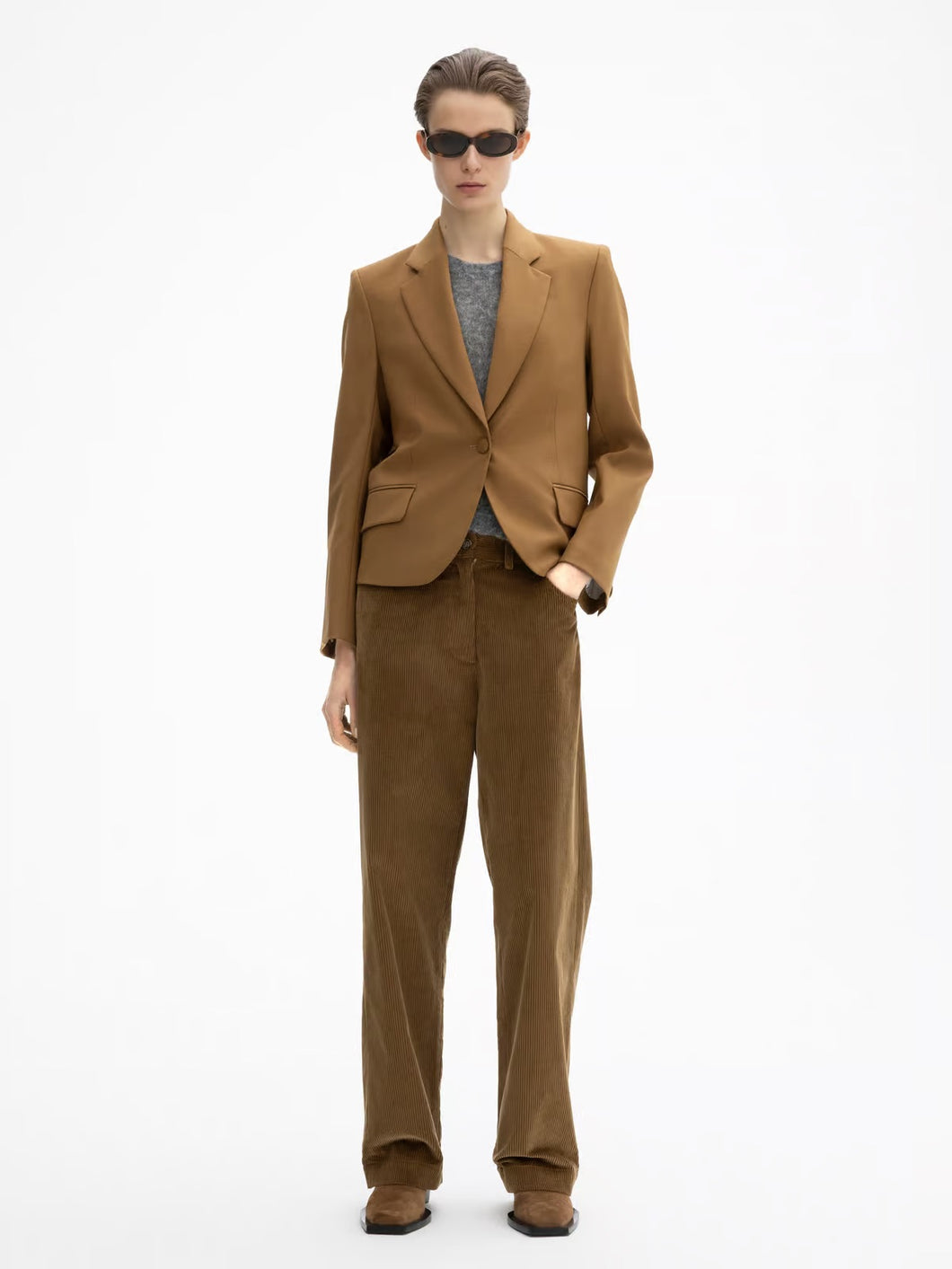 DAGMAR Short Pleated Blazer - Tobacco Brown