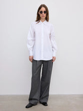 Load image into Gallery viewer, DAGMAR Relaxed Poplin Shirt, White
