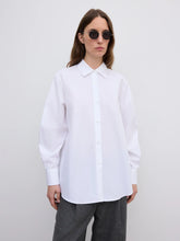 Load image into Gallery viewer, DAGMAR Relaxed Poplin Shirt, White

