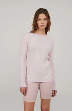 Load image into Gallery viewer, FRAUENSCHUH Camelia Dyed RB, Pale Pink
