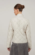 Load image into Gallery viewer, FRAUENSCHUH Clara Quilted Light Jacket, Sandstone
