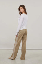 Load image into Gallery viewer, FRAUENSCHUH Rebecca Rubino Knit Sweater, Creme
