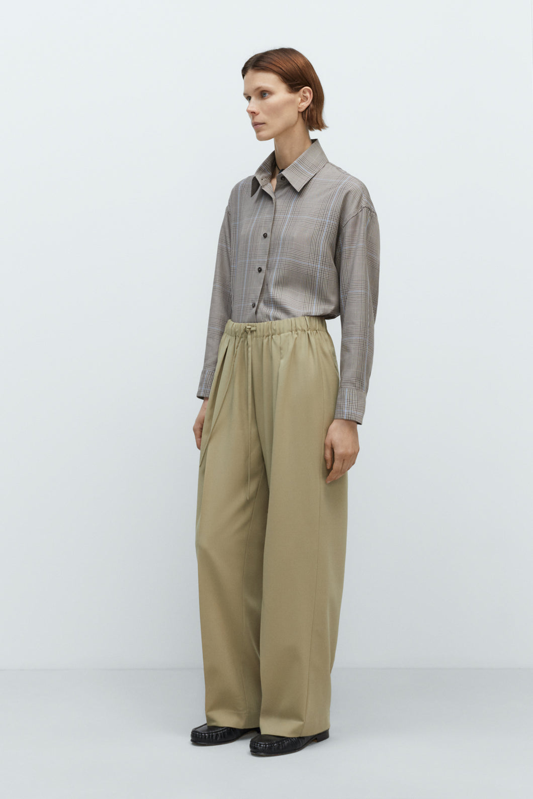 CORDERA Pleated Relaxed Pant - Olive Grey