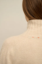 Load image into Gallery viewer, FRAUENSCHUH Hana Sweater
