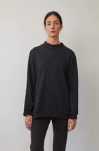 Load image into Gallery viewer, WOL HIDE Rib Neck Sweatshirt - Black
