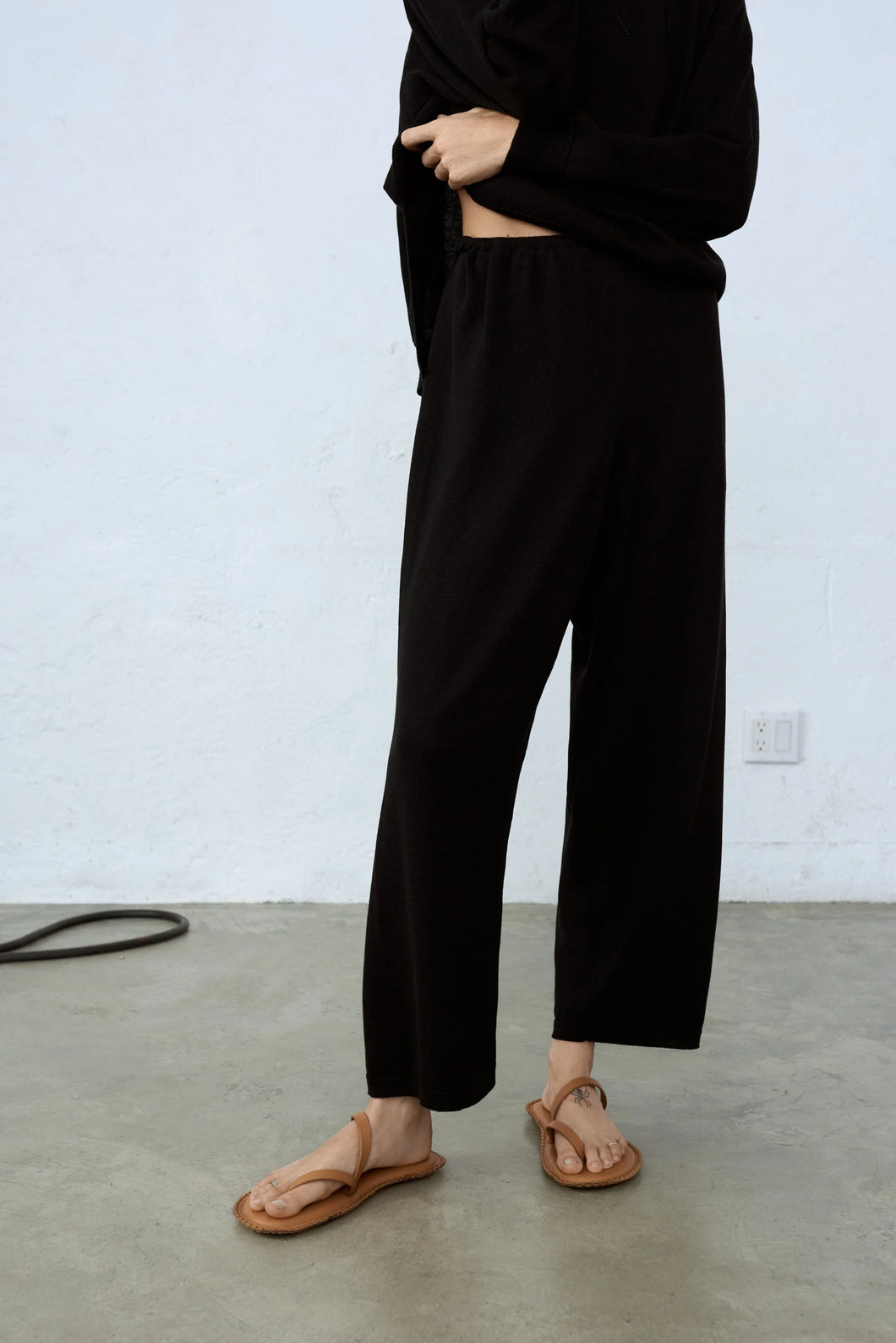 CORDERA Silk Knit Pants - Black