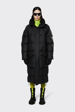 Load image into Gallery viewer, RAINS Block Puffer Coat- Black
