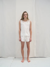 Load image into Gallery viewer, Von Sono Schulz Shorts - White Cotton
