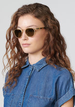 Load image into Gallery viewer, KREWE Perry - Champagne + Rue Tortoise Polarized 24K
