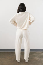 Load image into Gallery viewer, Wol Hide Easy Sweatpant - Natural
