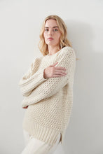 Load image into Gallery viewer, Wol Hide Mixed Stitch Pullover - Ecru
