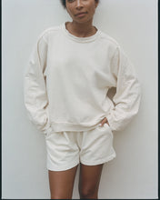 Load image into Gallery viewer, Wol Hide Easy Summer Sweatshirt : Natural
