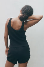 Load image into Gallery viewer, Wol Hide Scoop Back Tank : Black
