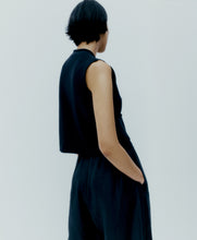 Load image into Gallery viewer, CORDERA Cotton Waistcoat - Black
