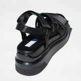Load image into Gallery viewer, Suzanne Rae Velcro Sandal - Black
